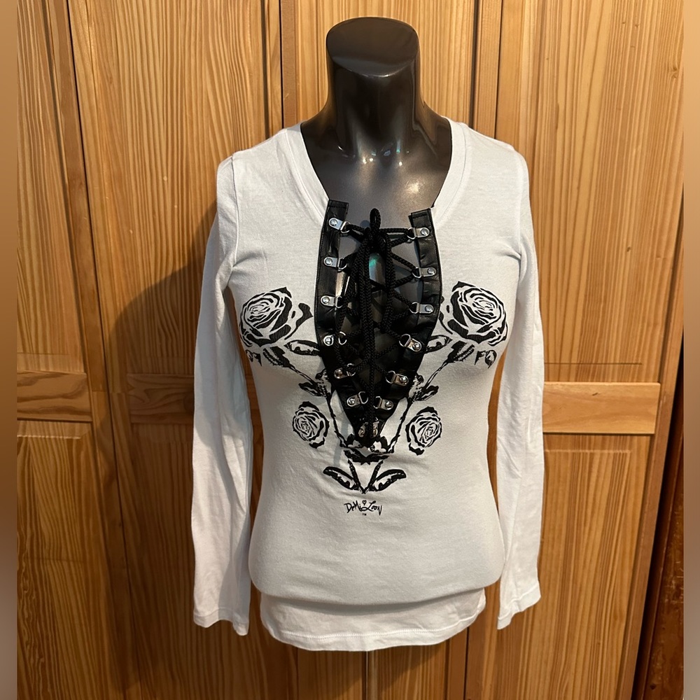 *SOLD* Rose Graphic L/S Top Demi Loon S